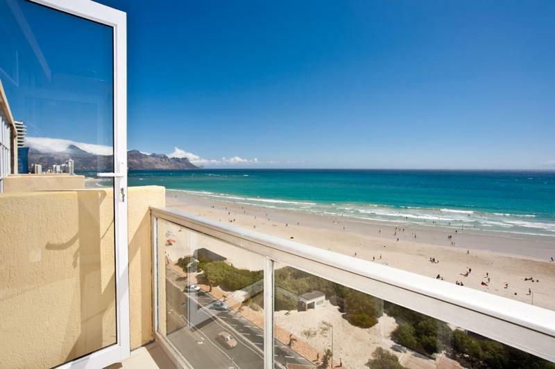 Beachfront Apartment Strand Western Cape 开普敦 外观 照片